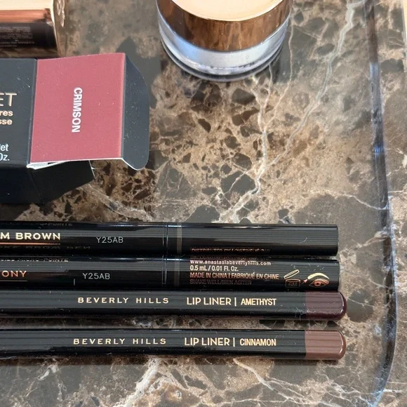 NWT Anastasia Beverly Hills Makeup Bundle.